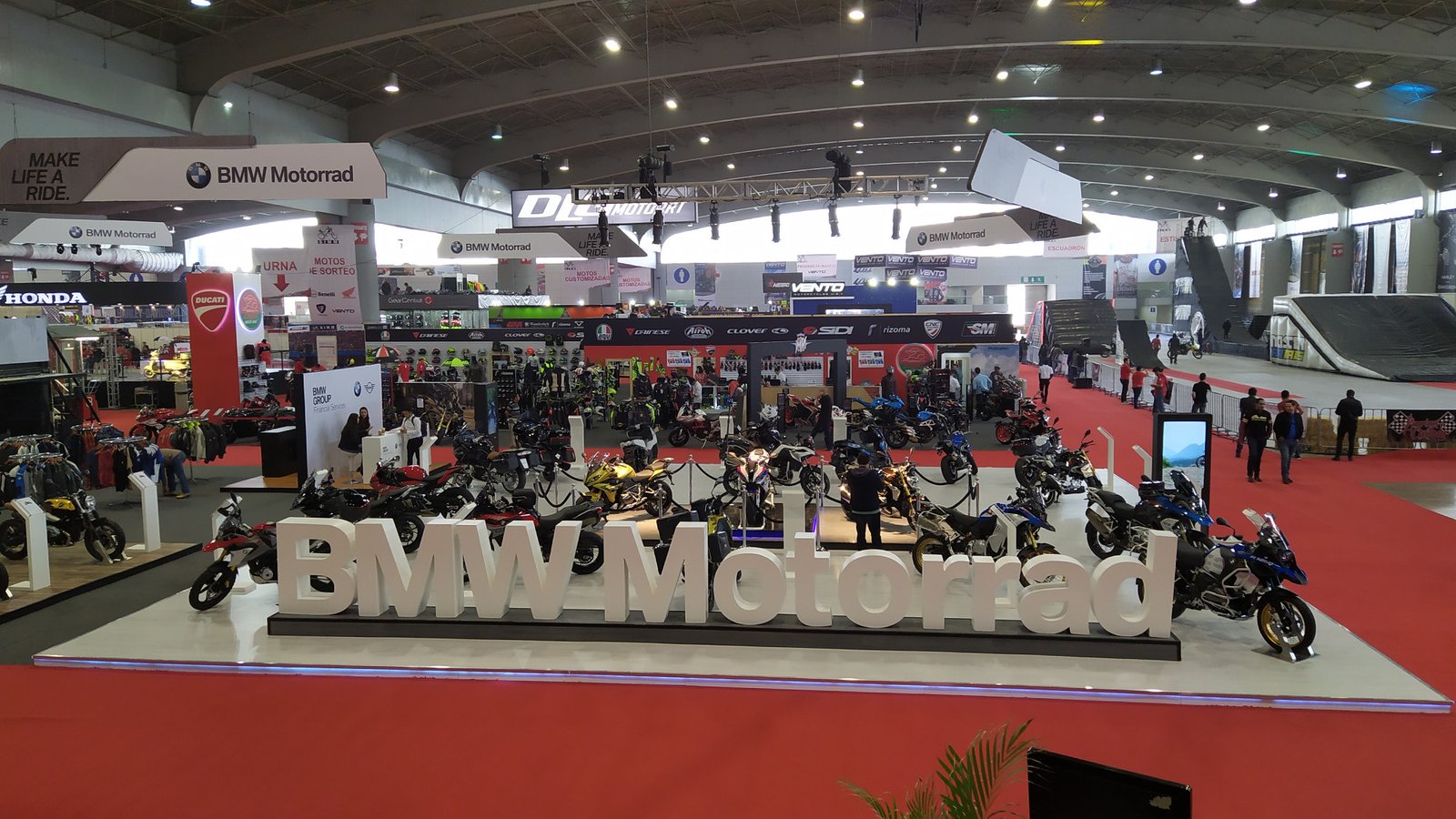 El Salón Internacional de la Motocicleta México reafirma su compromiso con  la comunidad motorista - Boxer Motors