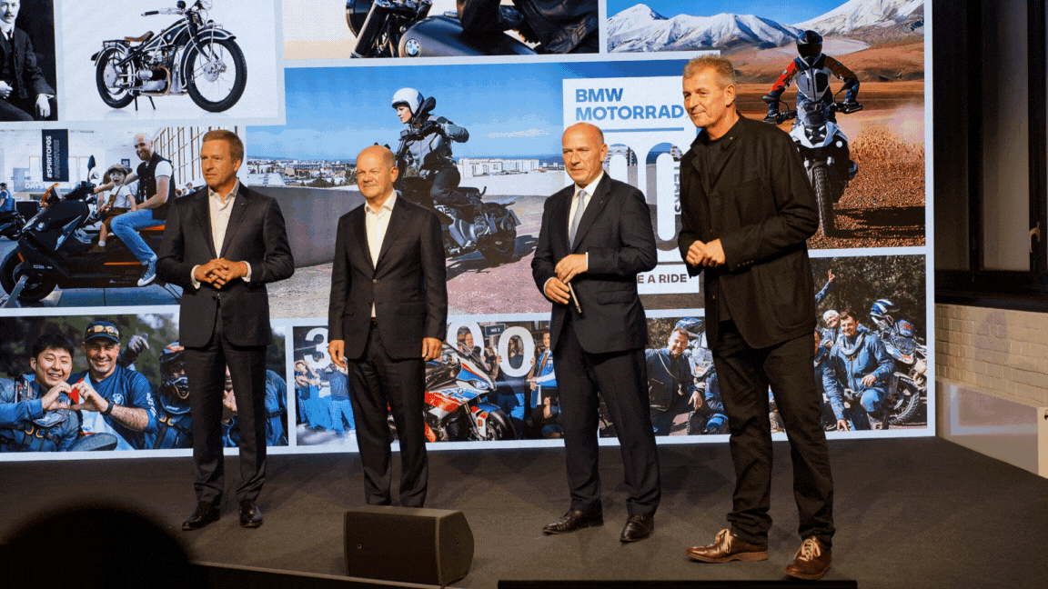 BMW Motorrad marca su aniversario con la emocionante inauguración del BMW Motorrad Welt