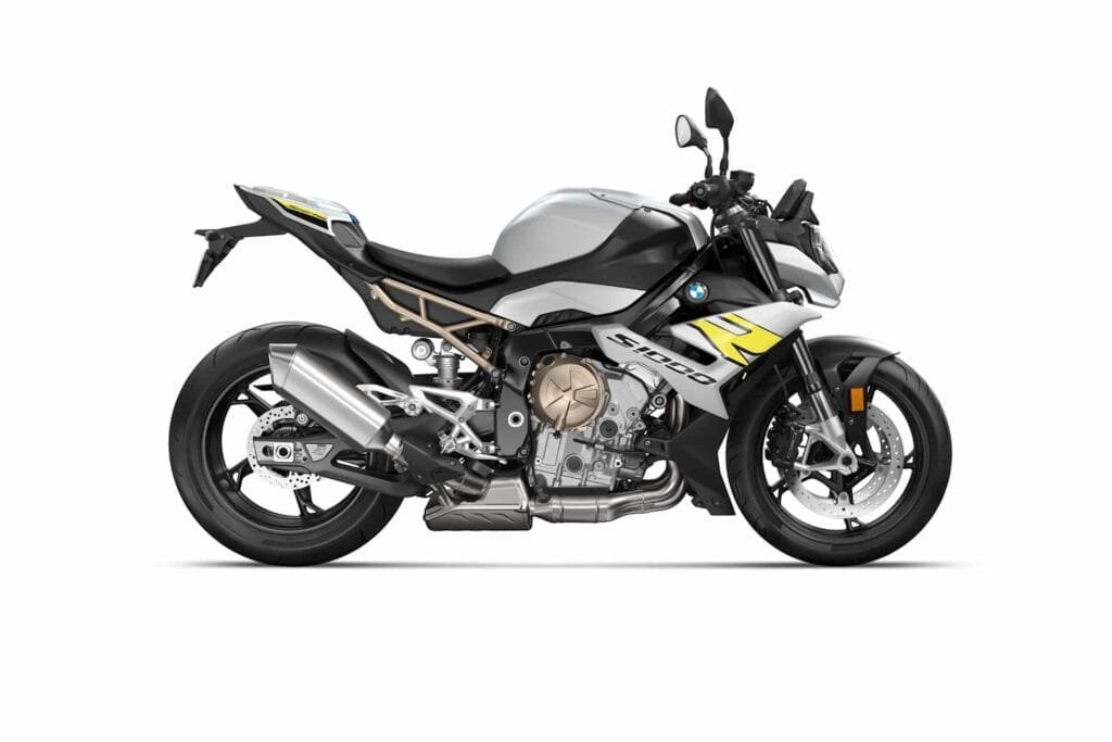 La BMW S 1000 R 2025 Estrena Imagen para la Próxima Temporada