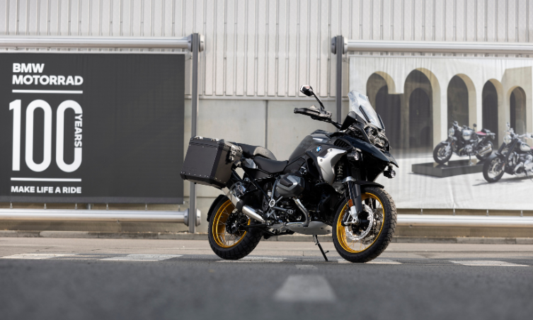 BMW MOTORRAD 100 YEARS MAKE LIFE A RIDE