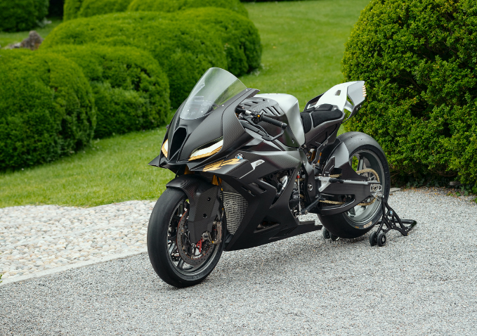 BMW Motorrad Concept RR