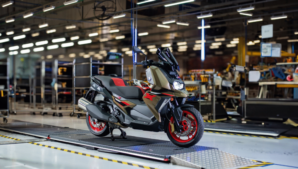 BMW Motorrad inicia la producción del nuevo BMW C 400 X en Manaos