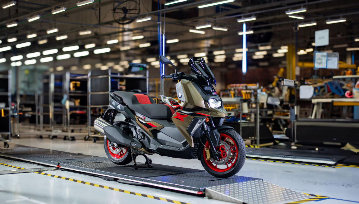 BMW Motorrad inicia la producción del nuevo BMW C 400 X en Manaos