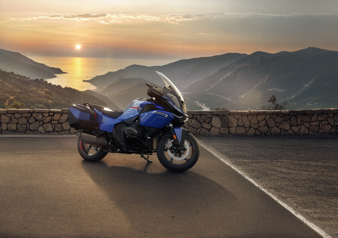 BMW Motorrad revoluciona el turismo premium con la nueva BMW R 1300 RT