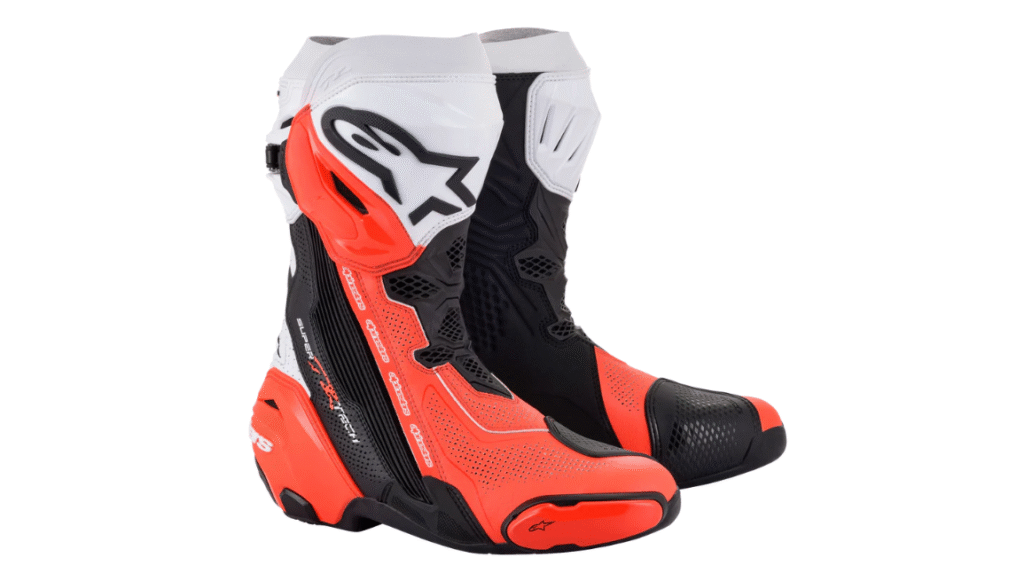 Botas Alpinestars Supertech R Vented: Máxima protección y ventilación para pilotos exigentes