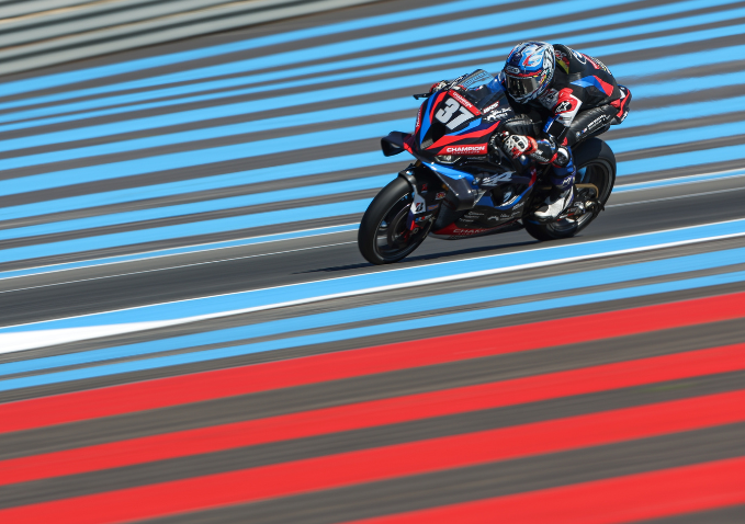 BMW cierra el FIM EWC con final dramático en Le Castellet