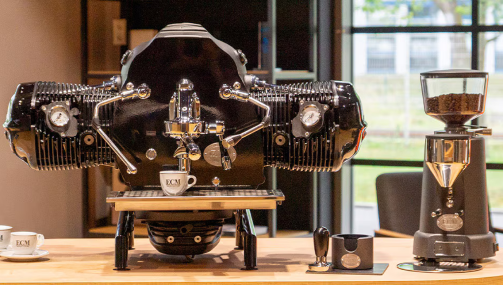 Desde motores bóxer hasta café: BMW Motorrad x ECM