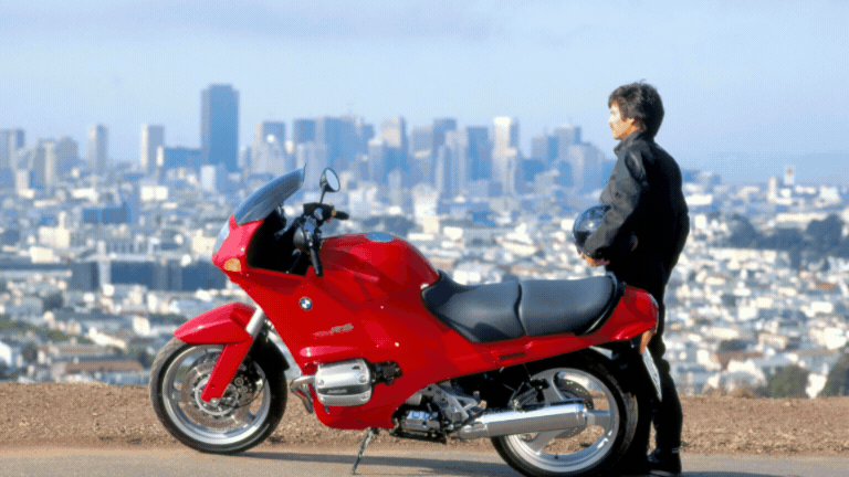 BMW RS: 50 años de historia en motocicletas sport touring