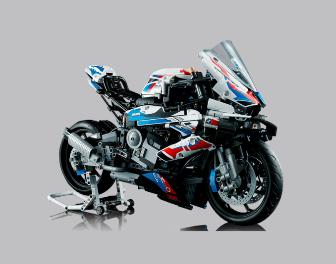 LEGO Technic BMW M 1000 RR
