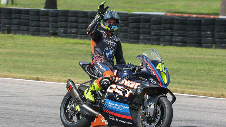 BMW lidera MotoAmerica Superbike tras el VIR