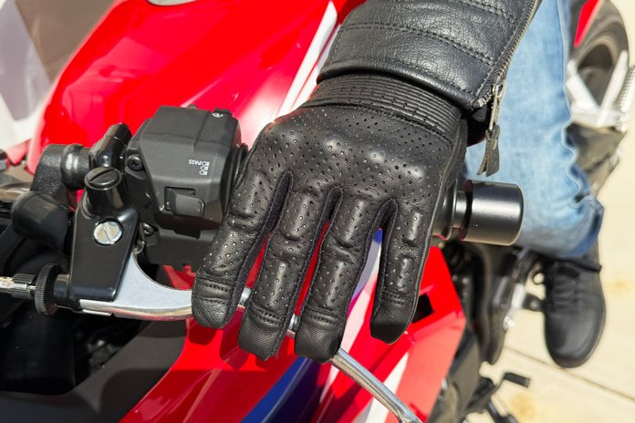 Pando Moto Onyx