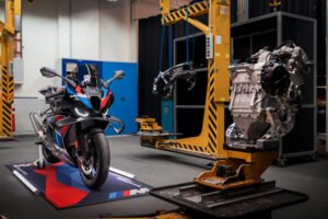 BMW Motorrad motor scaled