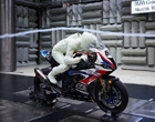 BMW Motorrad utiliza piloto 3D para optimizar la S1000RR