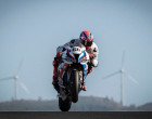 BMW Motorrad WorldSBK Team mejora desempeño en Portugal.